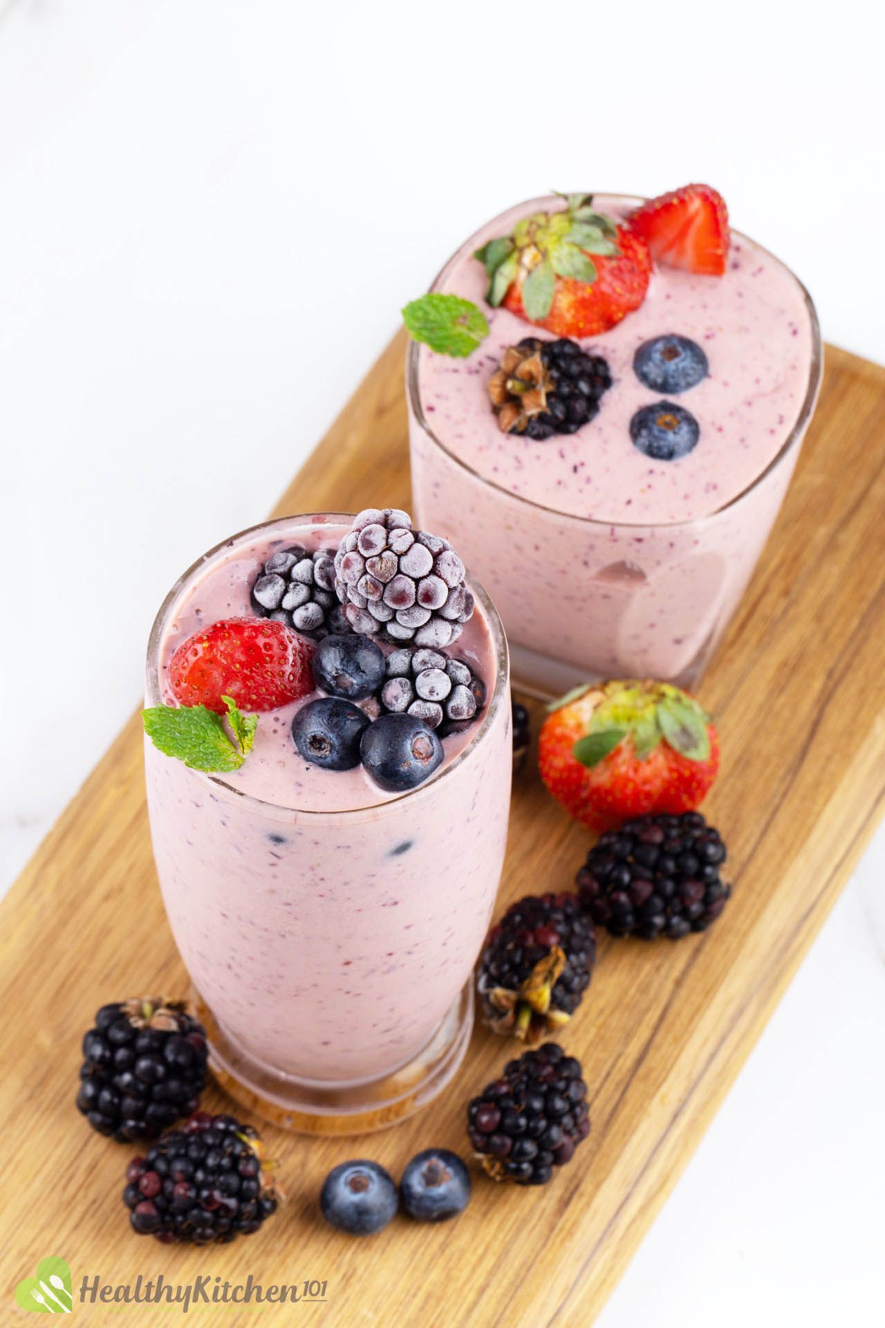 Frozen Fruit Smoothie Recipe - A Refreshing Berry-Mango Summer Blend