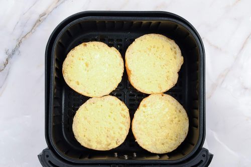 step 3: Butter the buns and air-fry them.