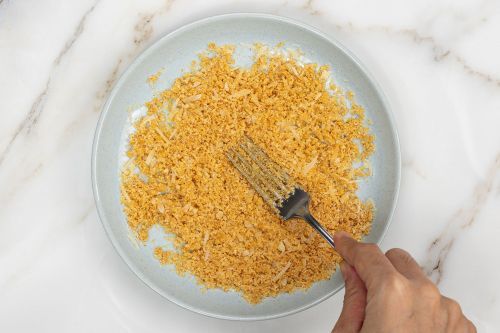 step 2: Make the breadcrumbs mixture.