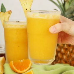 Homemade Pineapple Ginger Smoothie Recipe