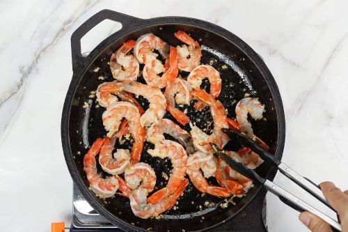 step 3: Sear the shrimp.
